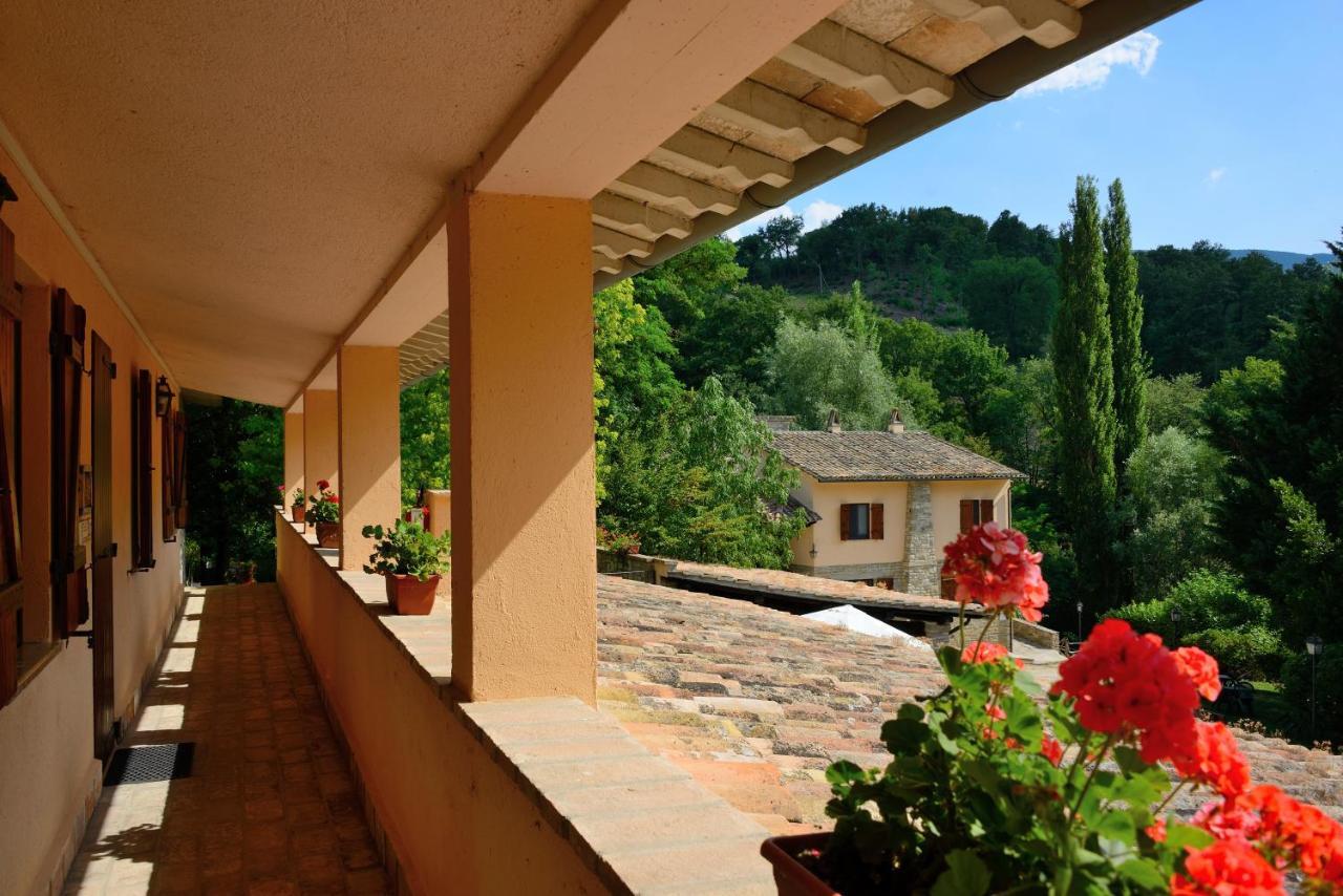 Agriturismo Le Querce Di Assisi Villa Exteriör bild